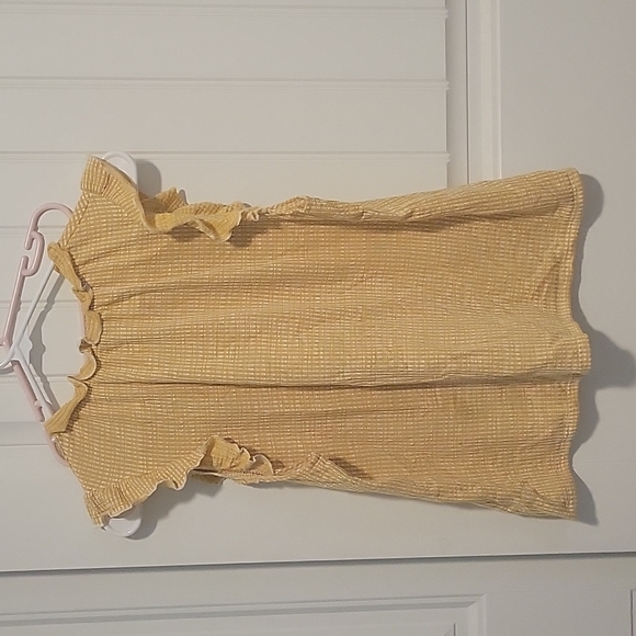 Cute yellow & white tank - Picture 2 of 3